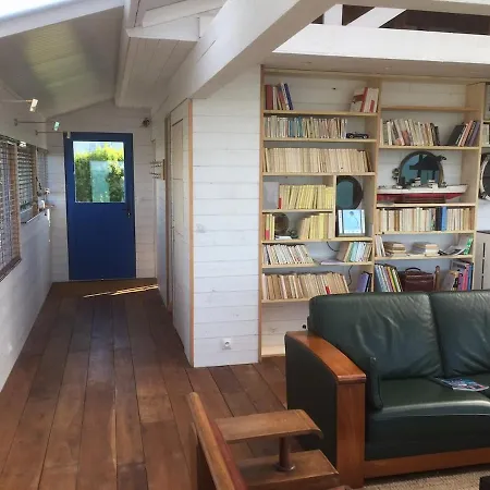 Avec Vue Sur Mer, Lumiere Et Confort Apartment